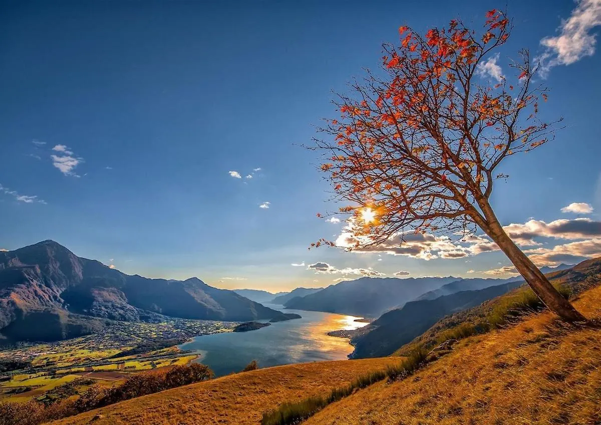 Suite Como Lake 5 Stelle - Lago, Montagna, Ospedale Gravedona 0*,  Olaszország