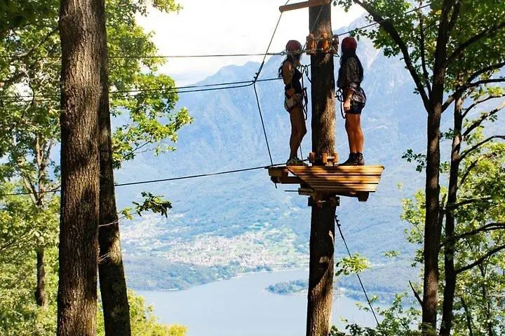Suite Como Lake 5 Stelle - Lago, Montagna, Ospedale Граведона 0*,  Италия